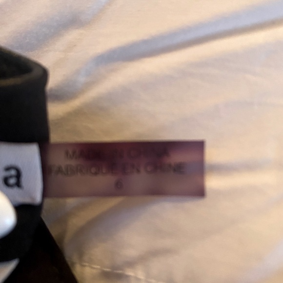 Alice + Olivia Leather and Lace Skirt - Picture 7 of 8